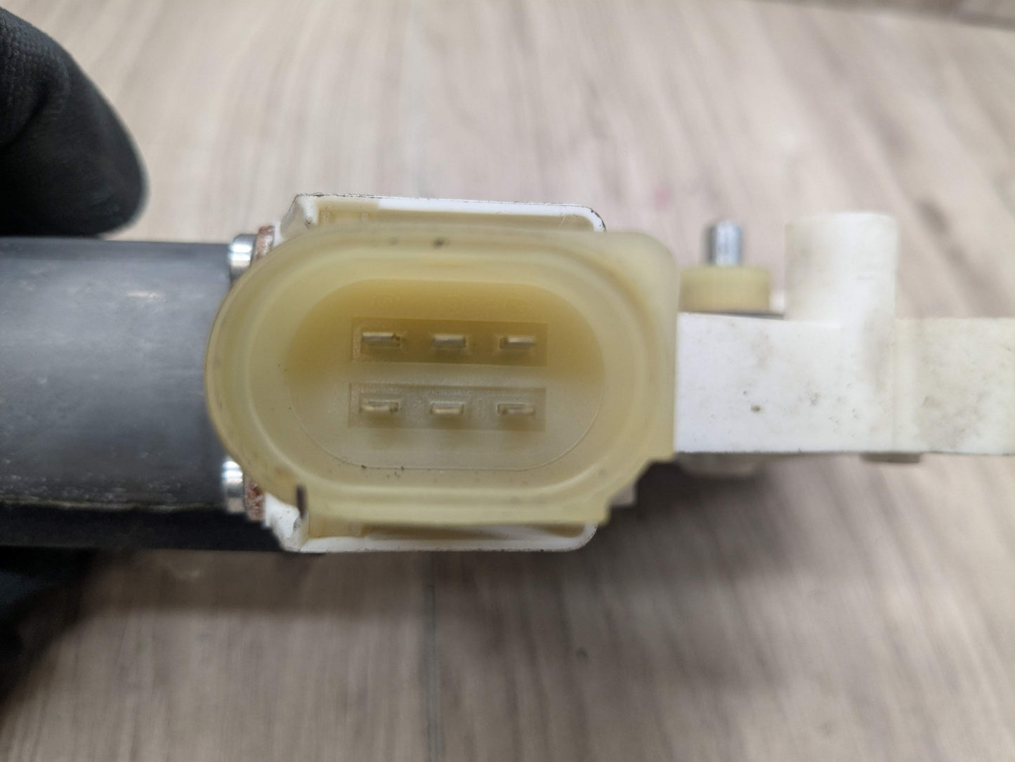 07-16 OEM BMW E89 E92 E93 328 335 M3 SIDE Door Window Regulator Motor