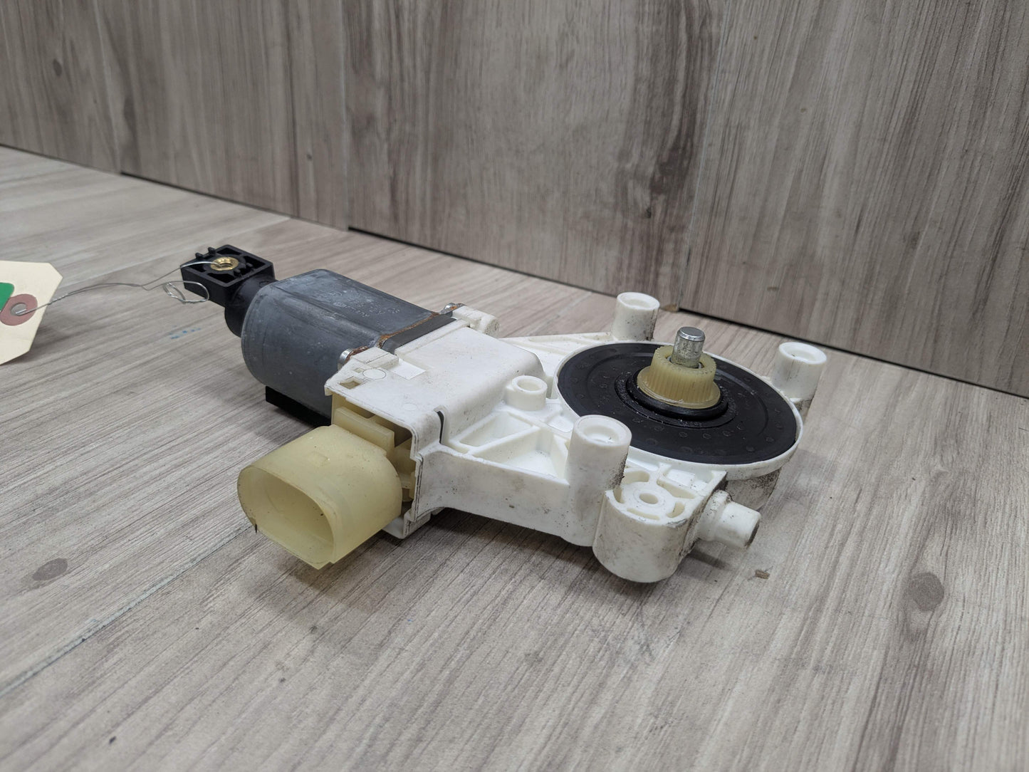 07-16 OEM BMW E89 E92 E93 328 335 M3 SIDE Door Window Regulator Motor