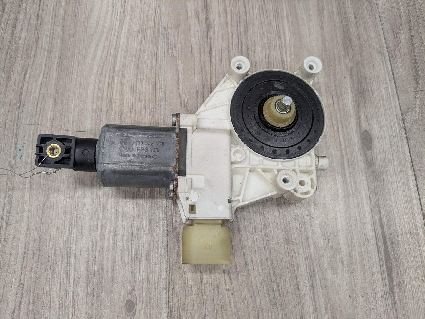 07-16 OEM BMW E89 E92 E93 328 335 M3 SIDE Door Window Regulator Motor