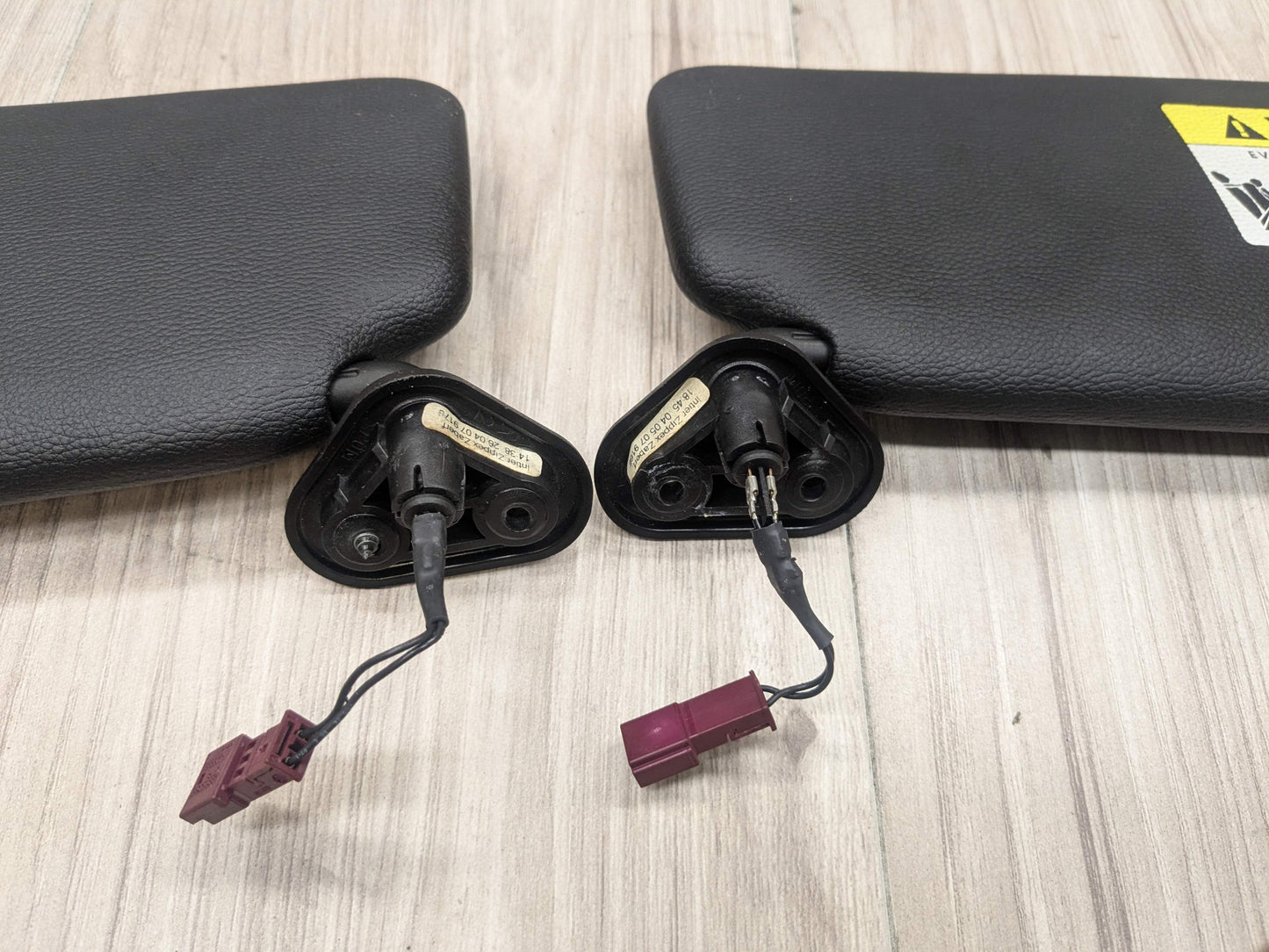 07-13 OEM BMW E88 E93 128 328 335 M3 Convertible Sun Visor Black Pair SET