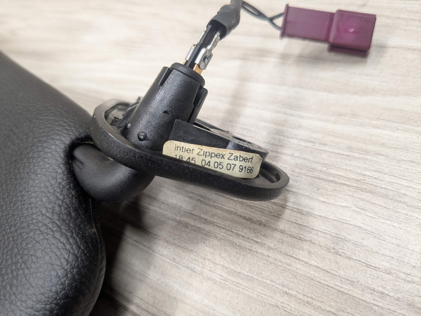 07-13 OEM BMW E88 E93 128 328 335 M3 Convertible Sun Visor Black Pair SET