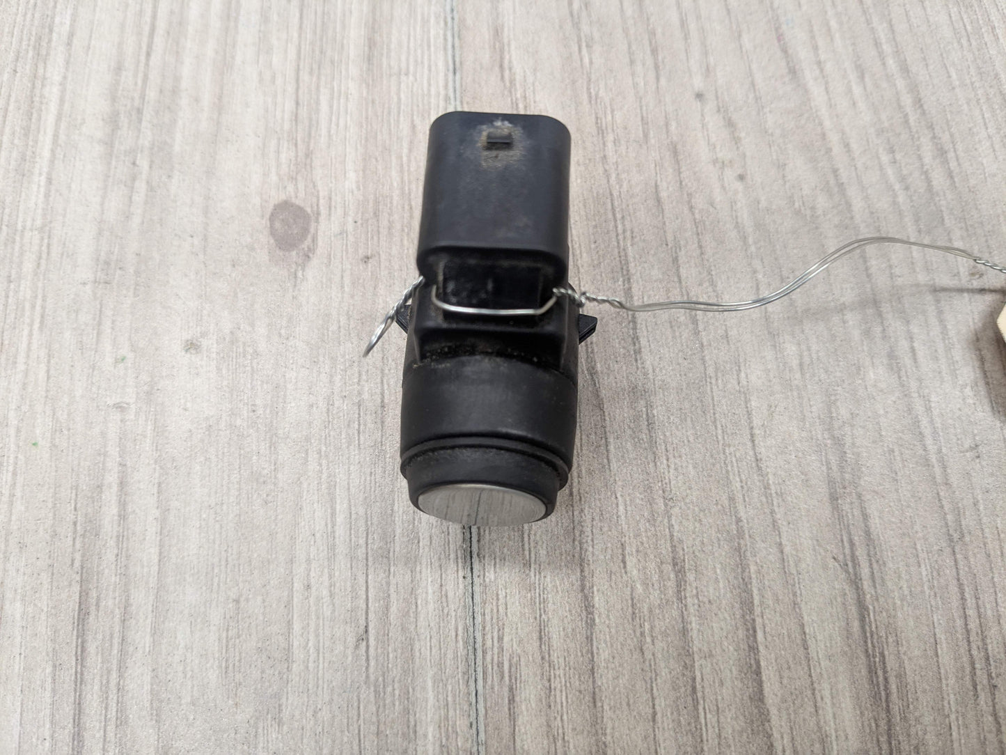 OEM BMW E82 E88 E90 E92 E93 335 M3 Bumper Parking PDC Ultrasonic Sensor Silver