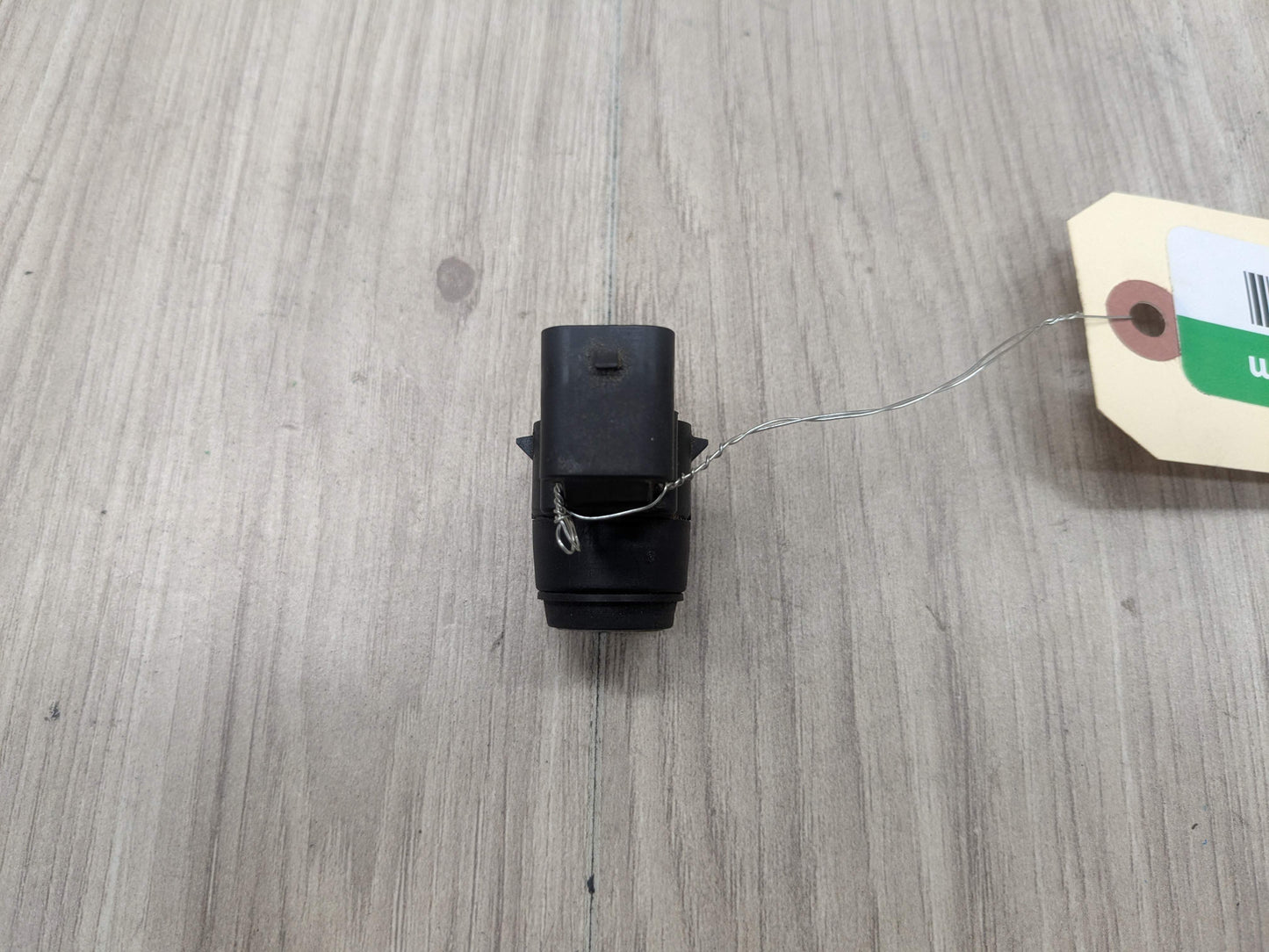 OEM BMW E82 E88 E90 E92 E93 335 M3 Bumper Parking PDC Ultrasonic Sensor Silver