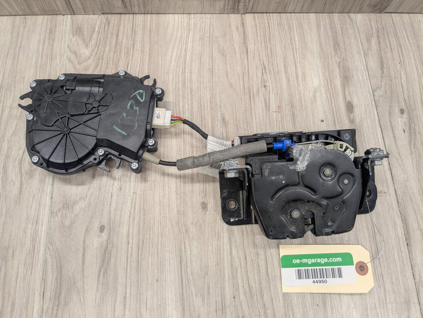 11-17 OEM BMW F25 X3 Trunk Liftgate Hatchback Power Lock Latch Actuator