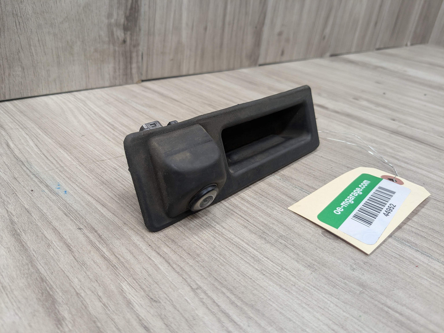 OEM BMW F15 F22 F23 F87 F85 M2 Rear View Reverse Back Up Camera Cover Trim