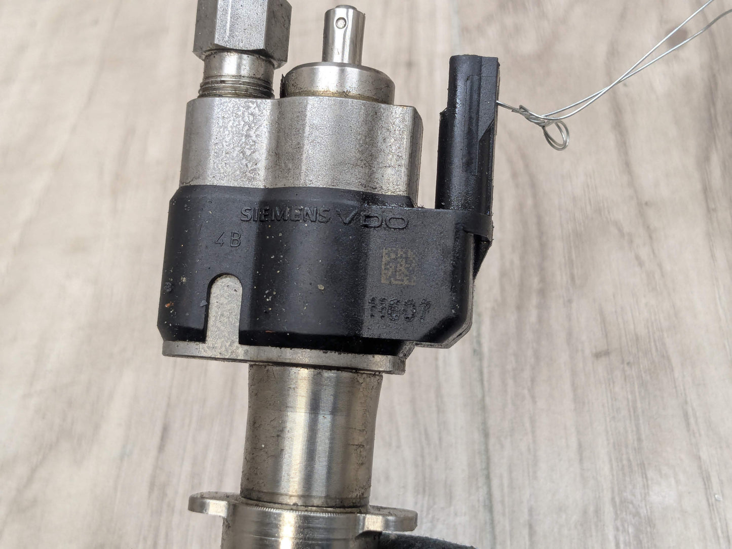 BMW E90 E92 E93 F10 F12 F01 Engine N63 N54 High Pressure Fuel Injector INDEX 02