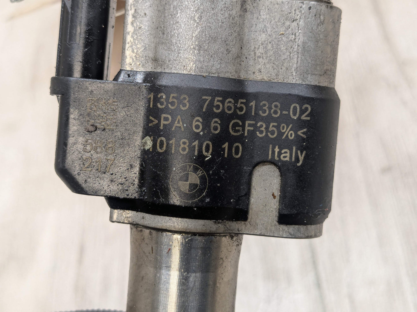 BMW E90 E92 E93 F10 F12 F01 Engine N63 N54 High Pressure Fuel Injector INDEX 02