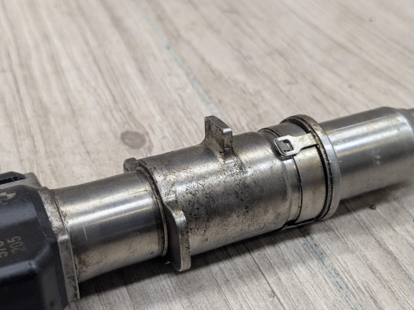 BMW E90 E92 E93 F10 F12 F01 Engine N63 N54 High Pressure Fuel Injector INDEX 02