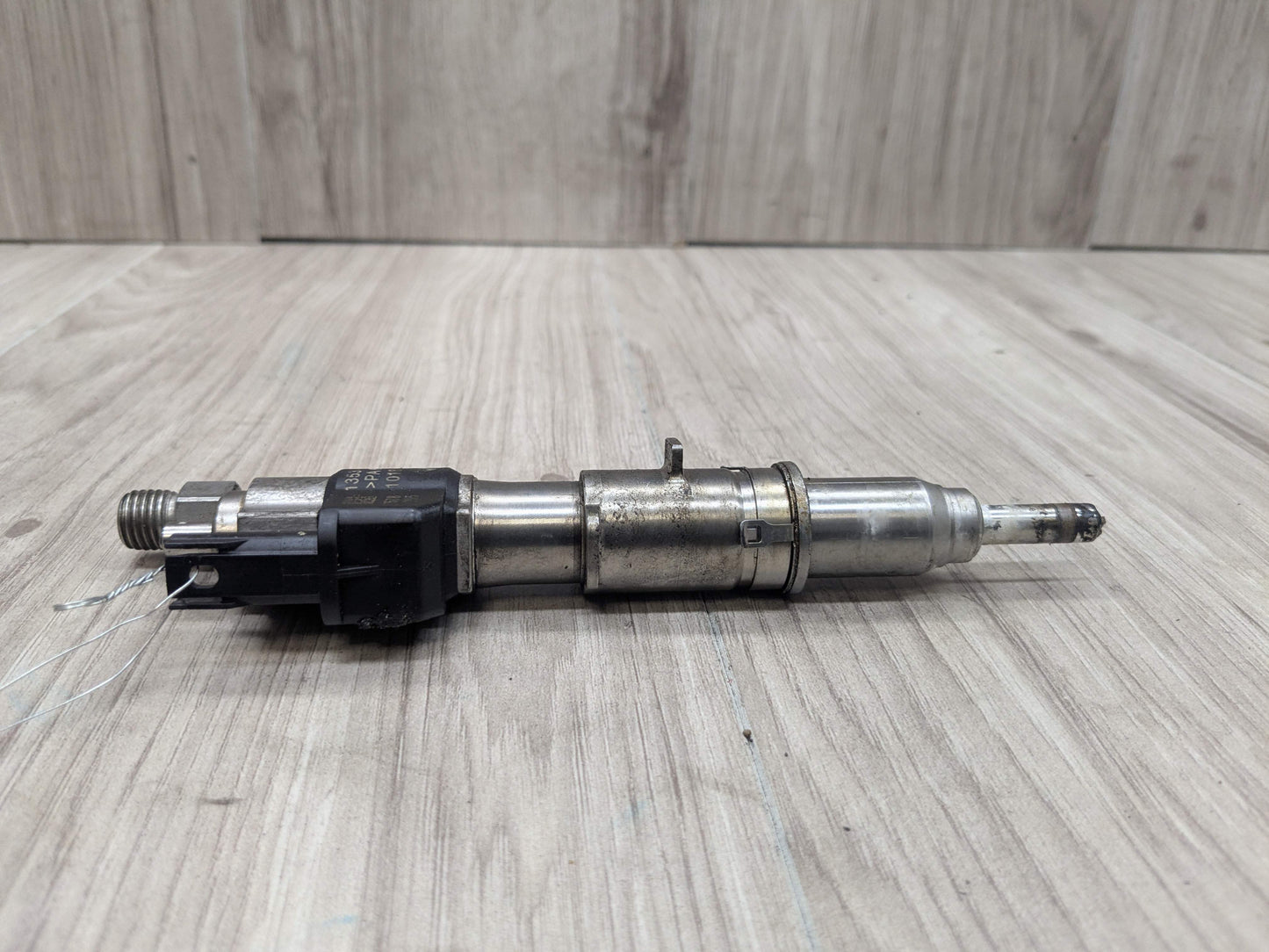 BMW E90 E92 E93 F10 F12 F01 Engine N63 N54 High Pressure Fuel Injector INDEX 02