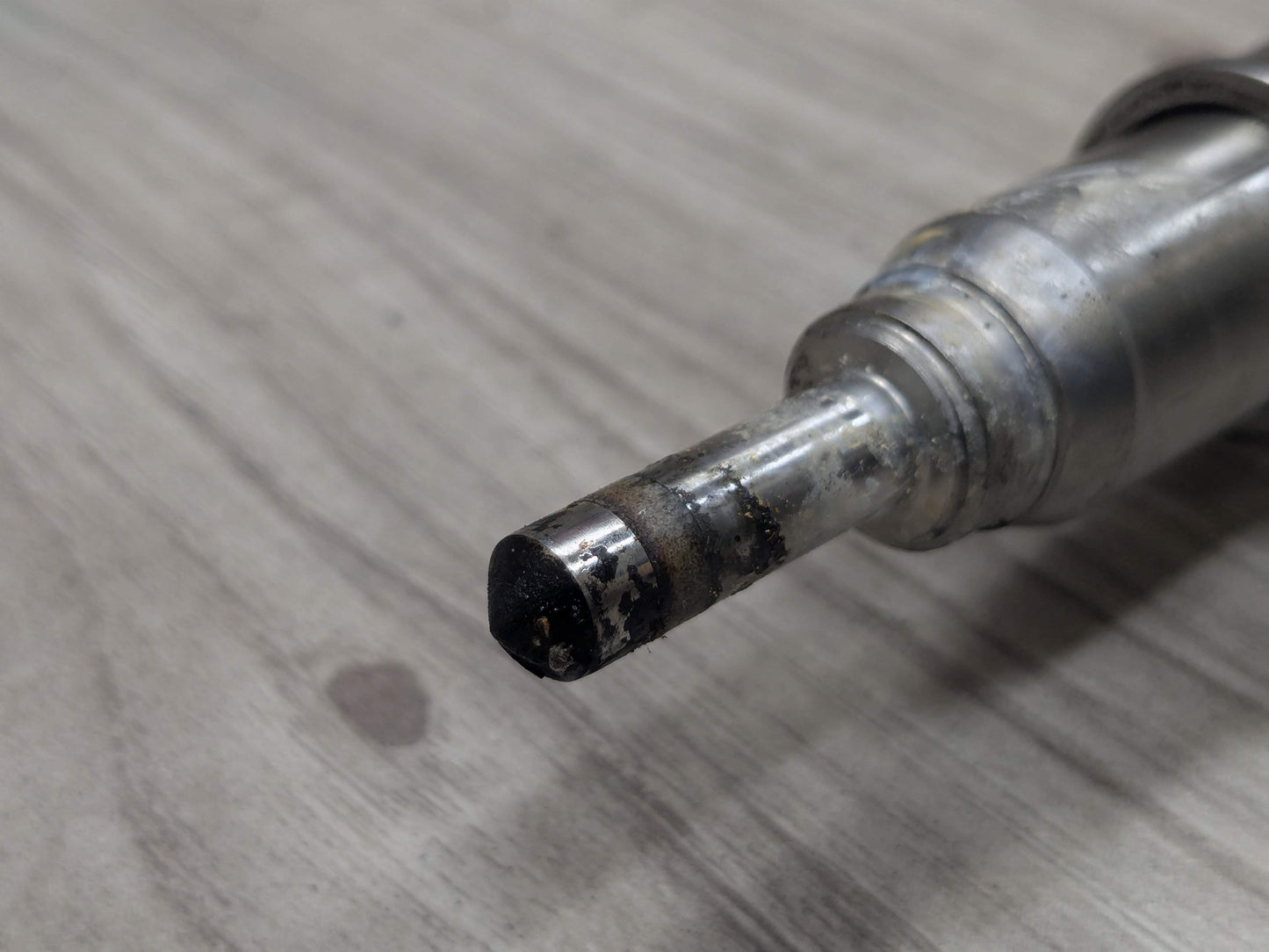 BMW E90 E92 E93 F10 F12 F01 Engine N63 N54 High Pressure Fuel Injector INDEX 02