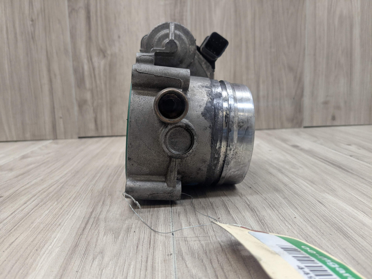 OEM BMW E60 E71 E82 E88 E89 E90 E92 E93 F01 F02 135 335 Engine N54 Throttle Body