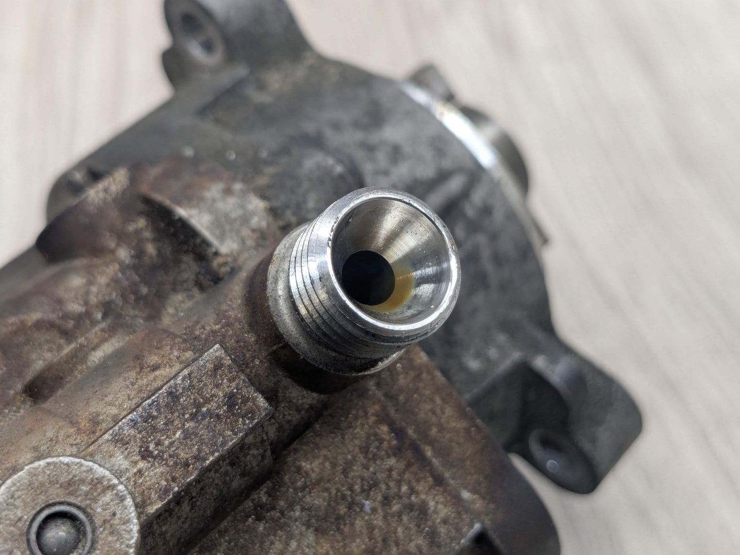 07-13 OEM BMW E60 E82 E90 E92 F10 HPFP High Pressure Fuel Pump Engine N54 N55