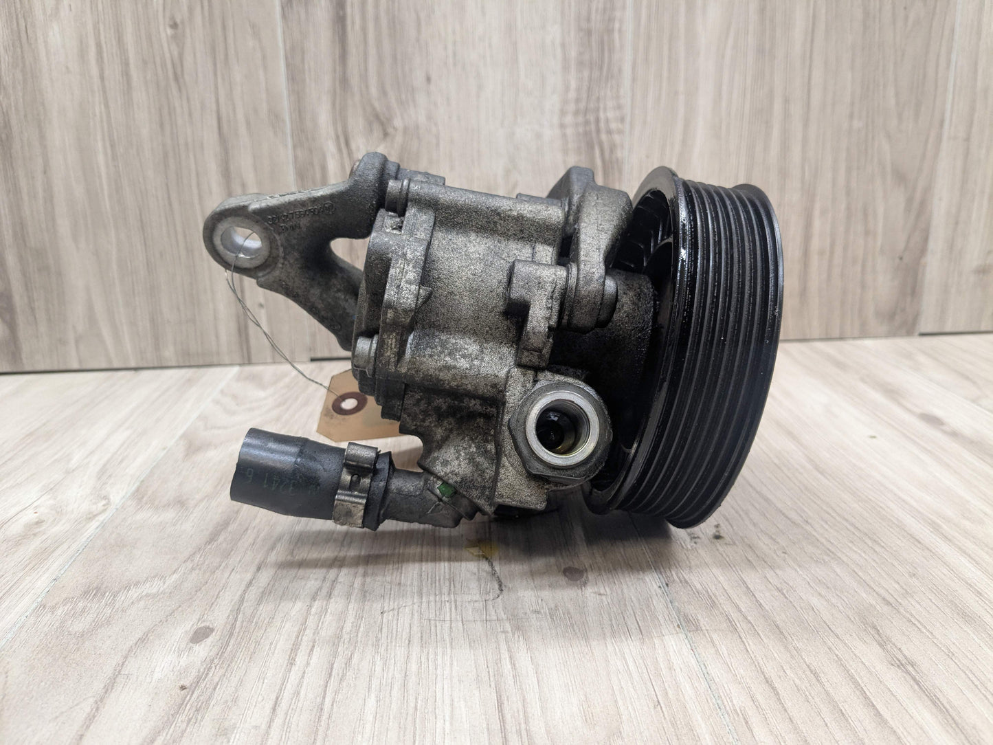 OEM BMW E82 E88 E90 E92 E93 328 335 Hydraulic Power Steering Pump N54 N55