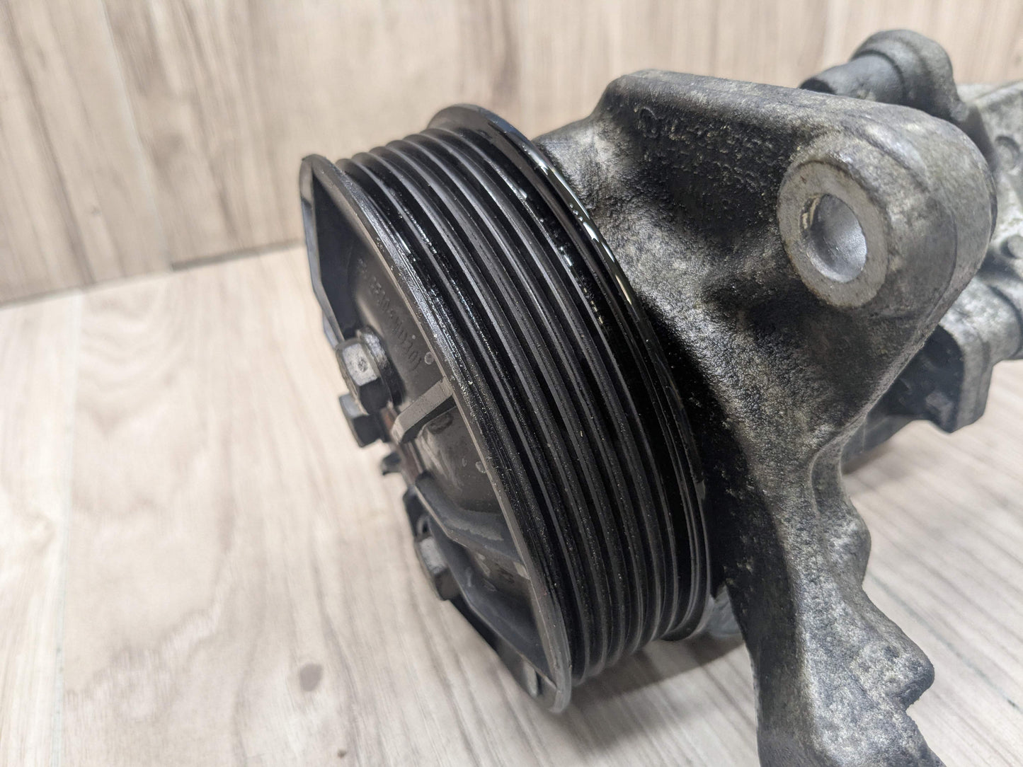 OEM BMW E82 E88 E90 E92 E93 328 335 Hydraulic Power Steering Pump N54 N55