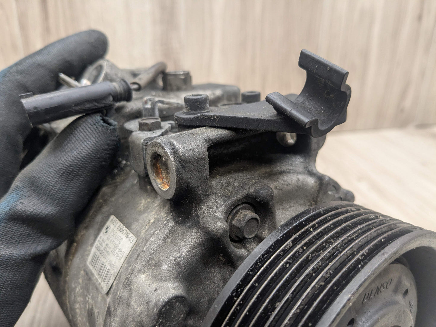 OEM BMW E82 E88 E89 E90 E92 E93 335 AC Compressor Clutch A/C Pump Pulley N54 N55