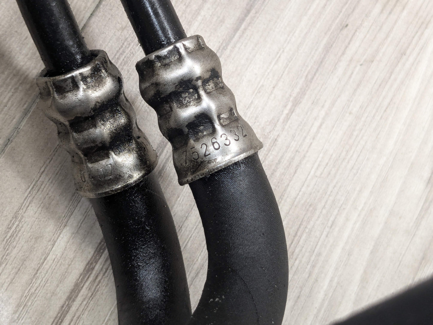 OEM BMW E82 E90 E92 335 AT Transmission Oil Cooling Inlet Outlet Pipe N54 N55