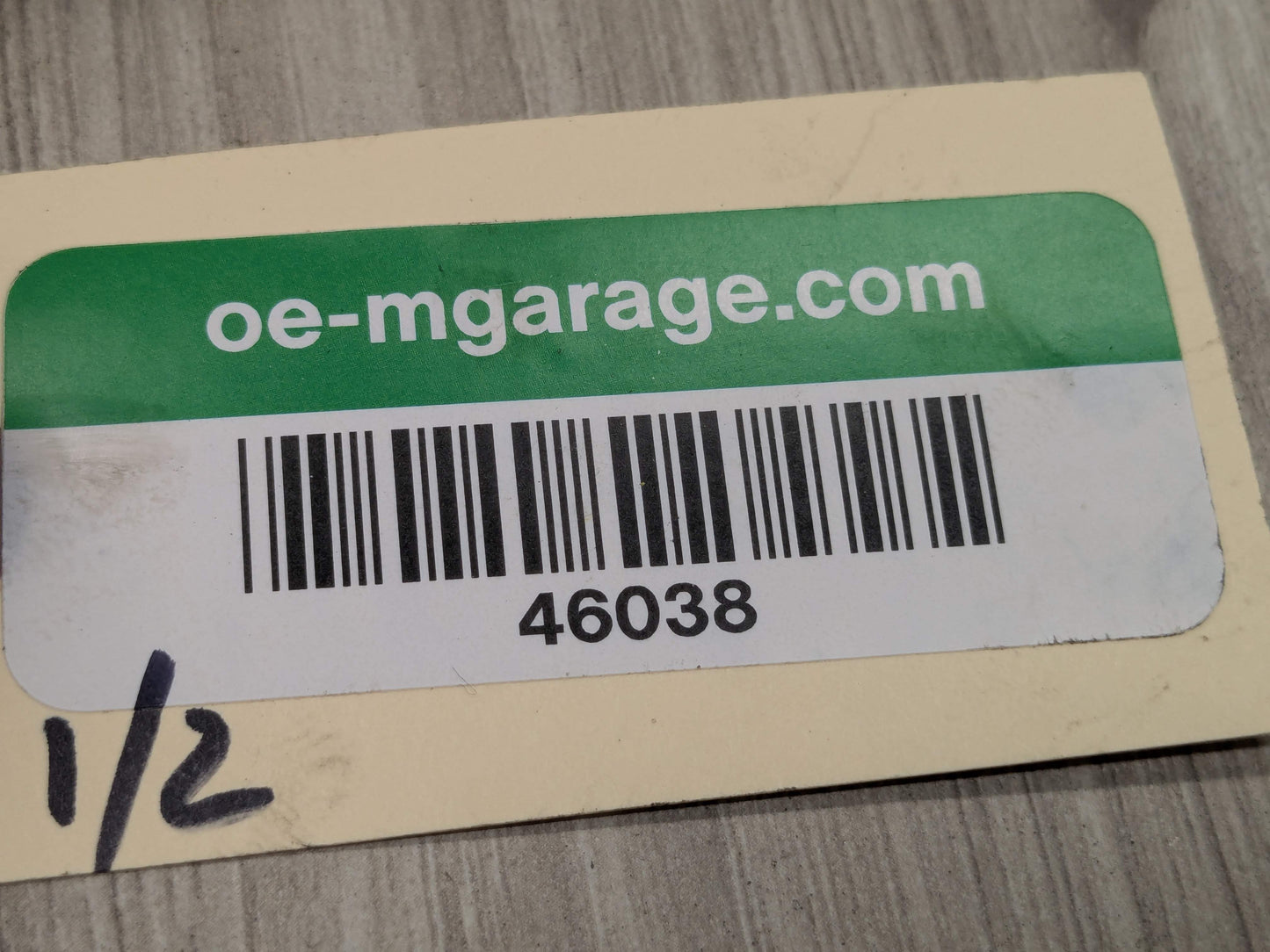 OEM BMW F90 F93 G11 G12 G16 G30 M5 Radiator Mount Support Bracket Left Right SET