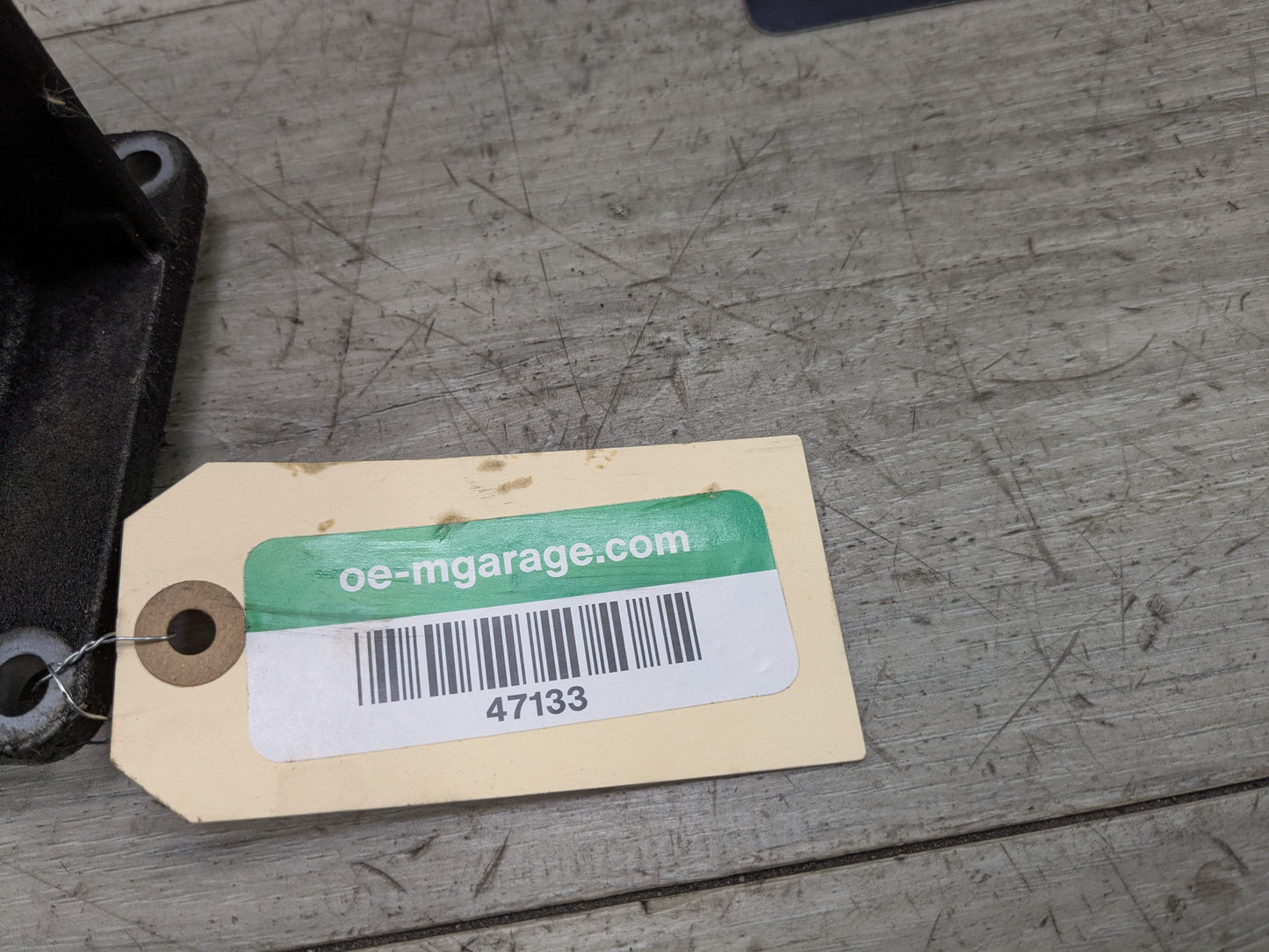 OEM BMW F22 F25 F30 F32 F36 N20 N26 N55 Front Axle Differential Support Bracket