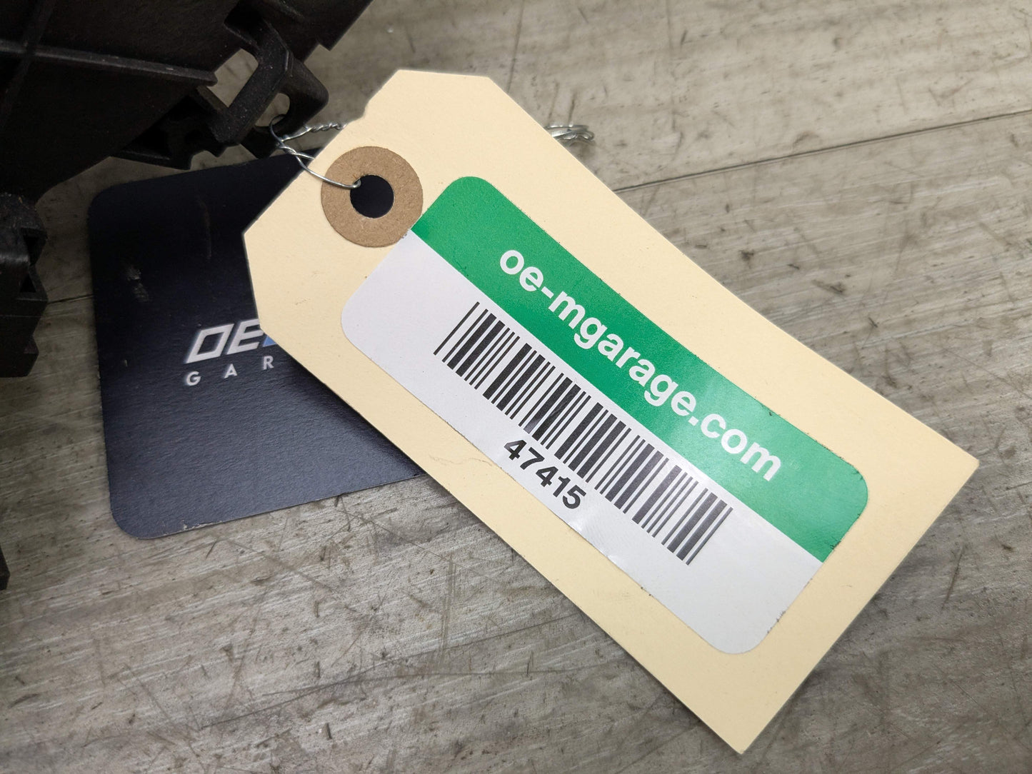 OEM BMW F90 F15 F48 F55 F85 G30 X5 REAR Right Passenger Door Lock Latch Actuator