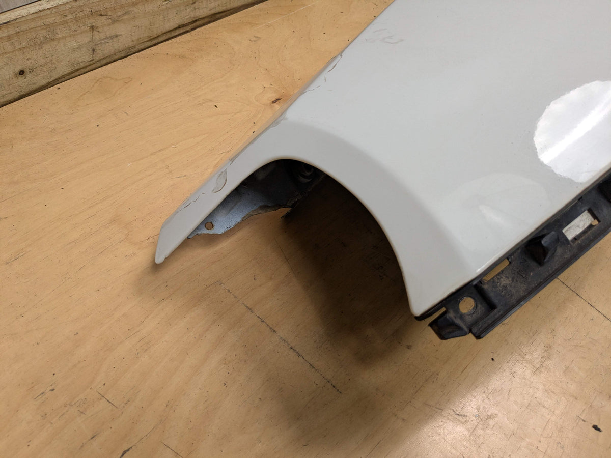*03-08 OEM BMW E85 Z4 Rear Right Passenger Side Quarter Panel White 300