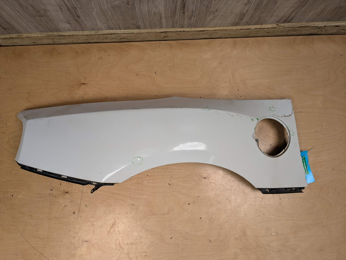 *03-08 OEM BMW E85 Z4 Rear Right Passenger Side Quarter Panel White 300