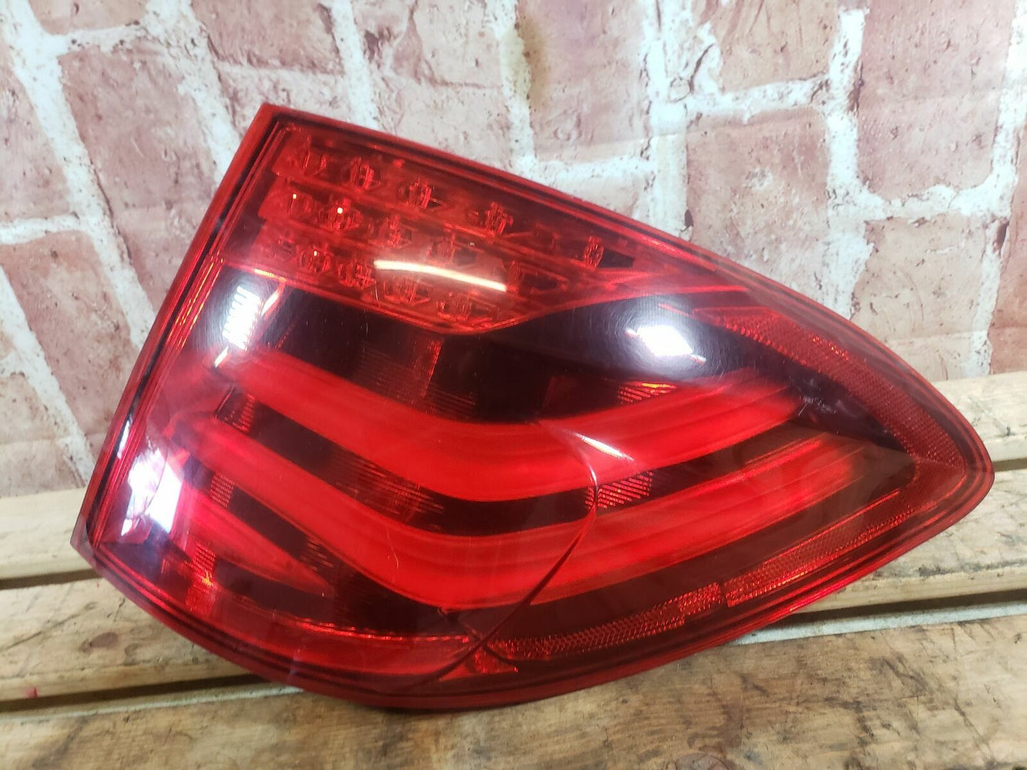 2010-2013 BMW 535I GT F07 RIGHT PASSENGER REAR OUTER TAIL LIGHT OEM