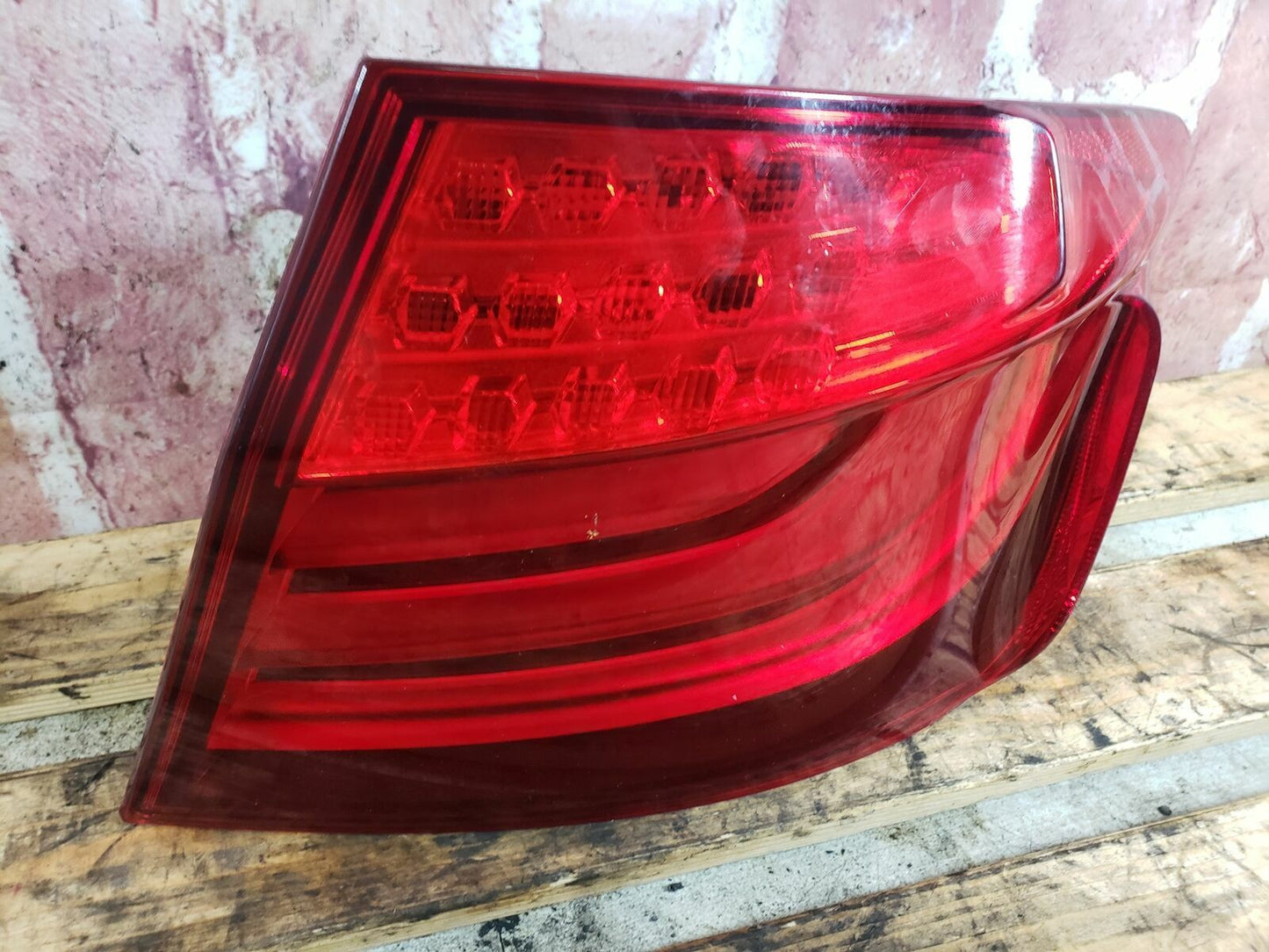 BMW 11-13 F10 RIGHT Passenger OEM LED Tail Light Brake Lamp Pre LCI
