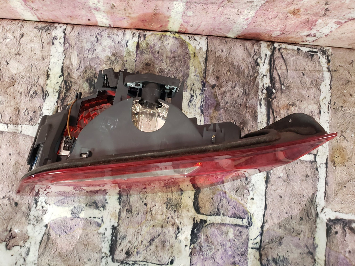 BMW 10-13 F10 Inner Taillight Taillamp Rear Brake Light Lamp Right Pre LCI