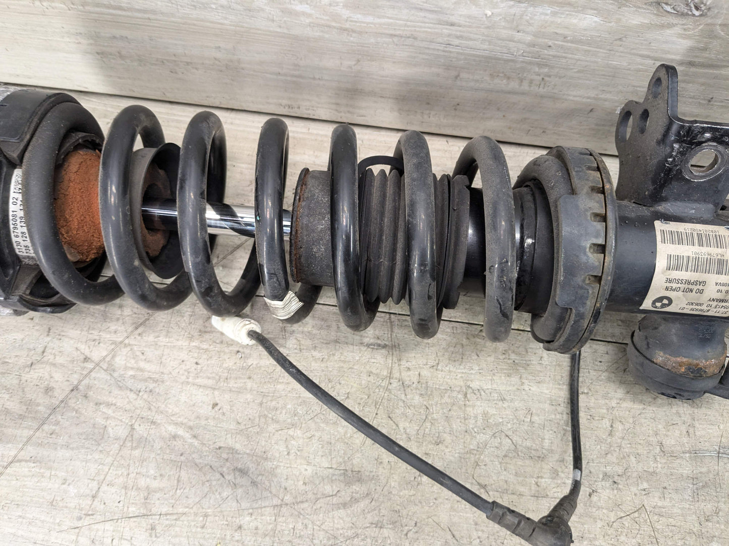 10-12 OEM BMW F01 F02 750 AWD Front Left Suspension Strut Shock Spring VDC