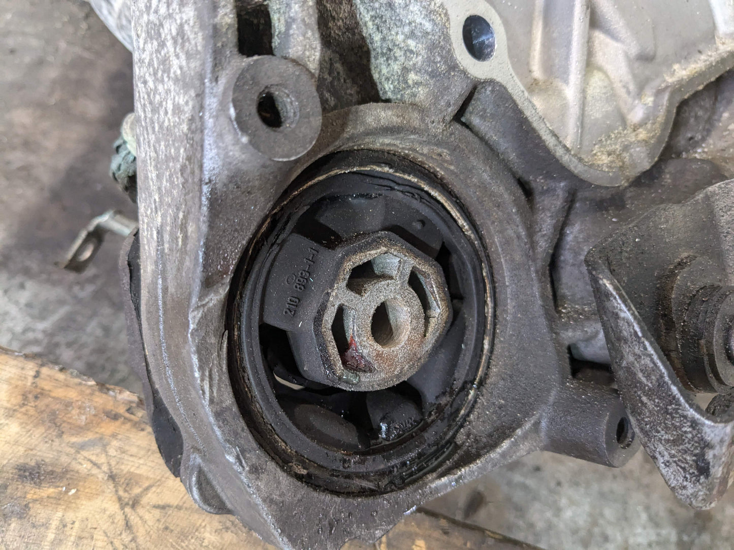 OEM BMW F07 F10 F01 F02 535 550 750 AWD AT Transmission Transfer Case ATC350