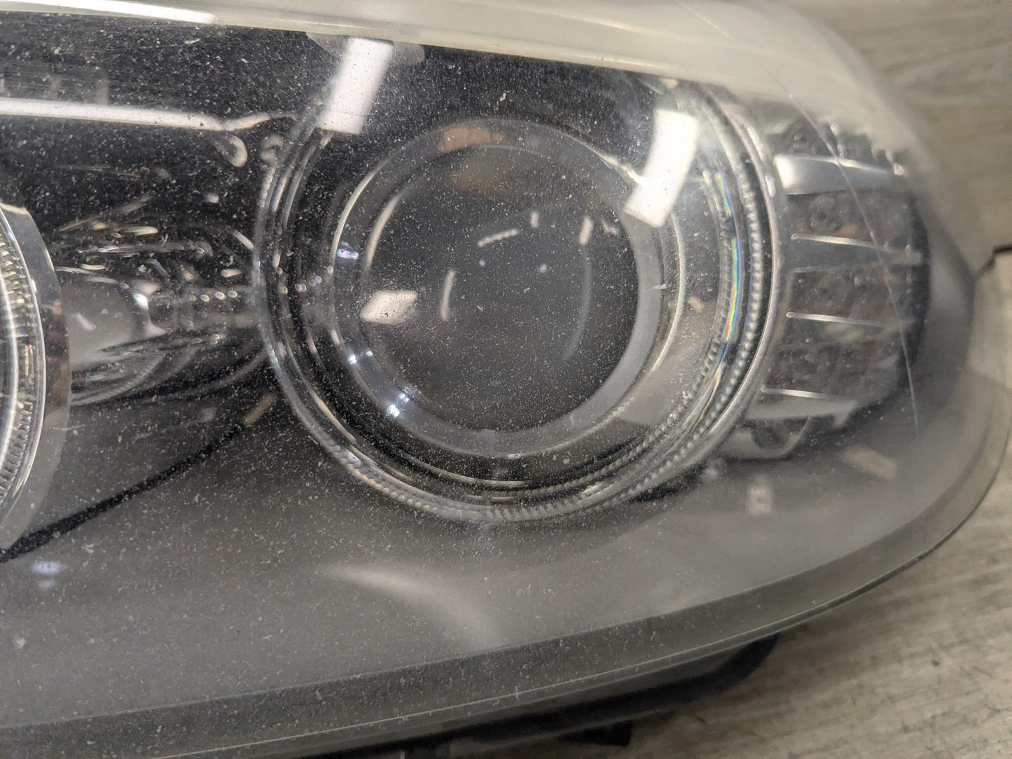 09-11 OEM BMW E90 E91 LCI Left Driver Side Adaptive Xenon Headlight w Module