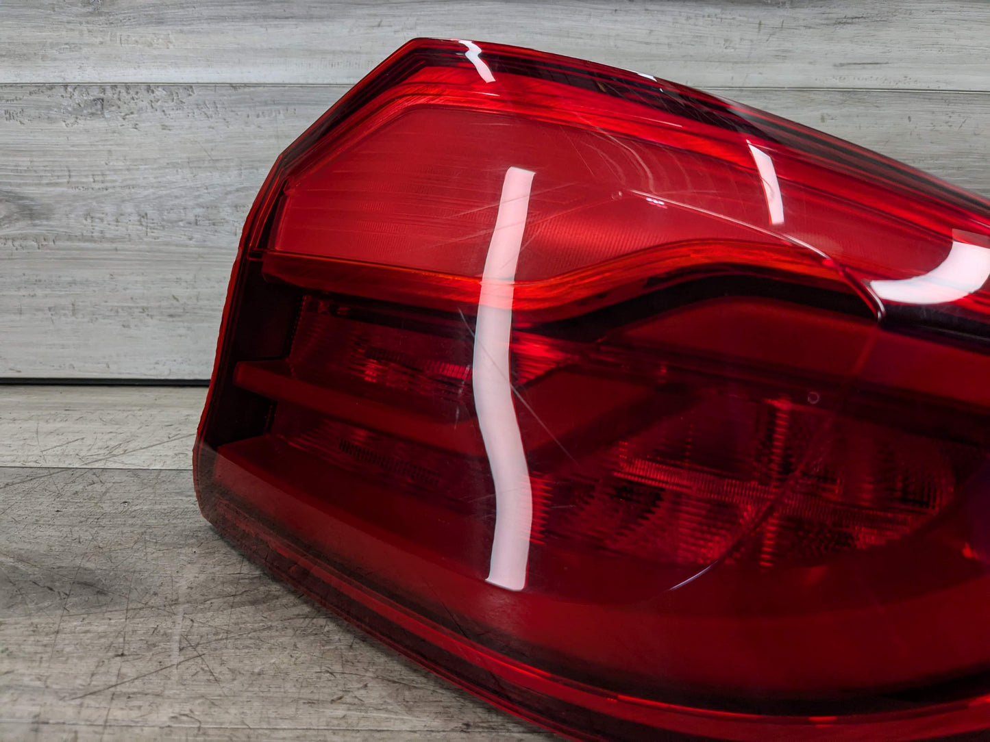 17-20 OEM BMW F90 M5 G30 530 540 M550 Rear Passenger Side Outer Tail Light