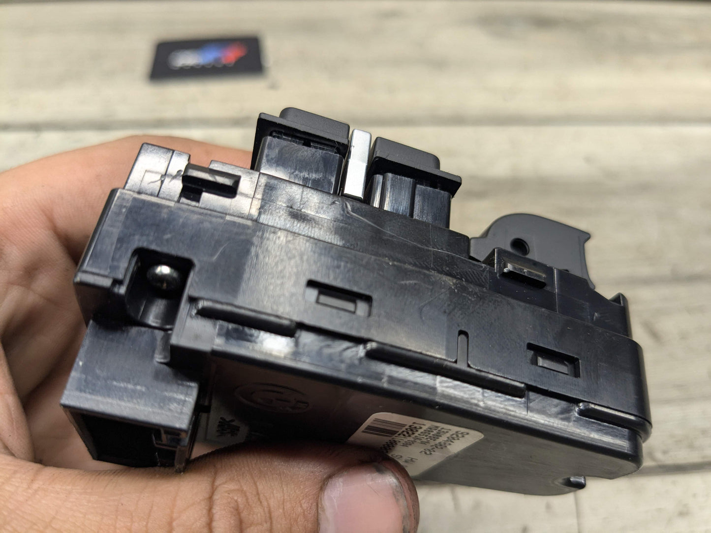 10-18 BMW F01 F02 F06 F07 Rear Window Regulator Sun Shade Control Switch