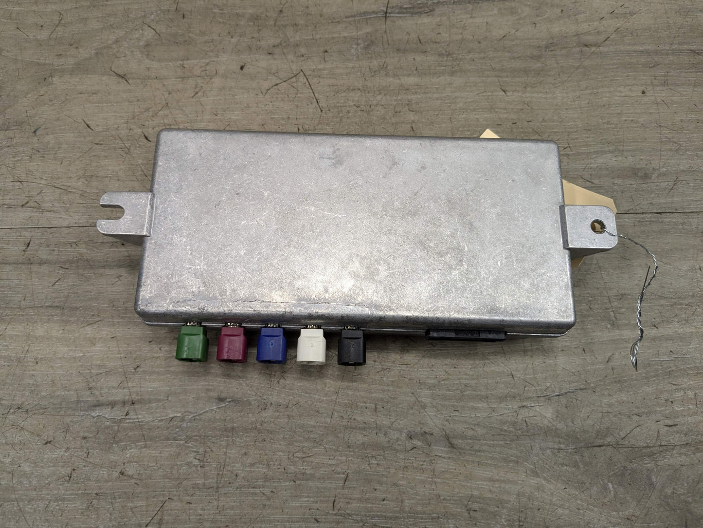 12-17 OEM BMW F30 F36 F32 F01 F02 Top Rear Side View Camera Control Module ECU