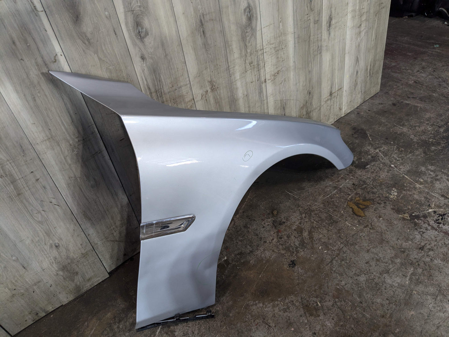 09-15 OEM BMW F01 F02 740 750 Front Right Passenger Side Fender Panel Silver