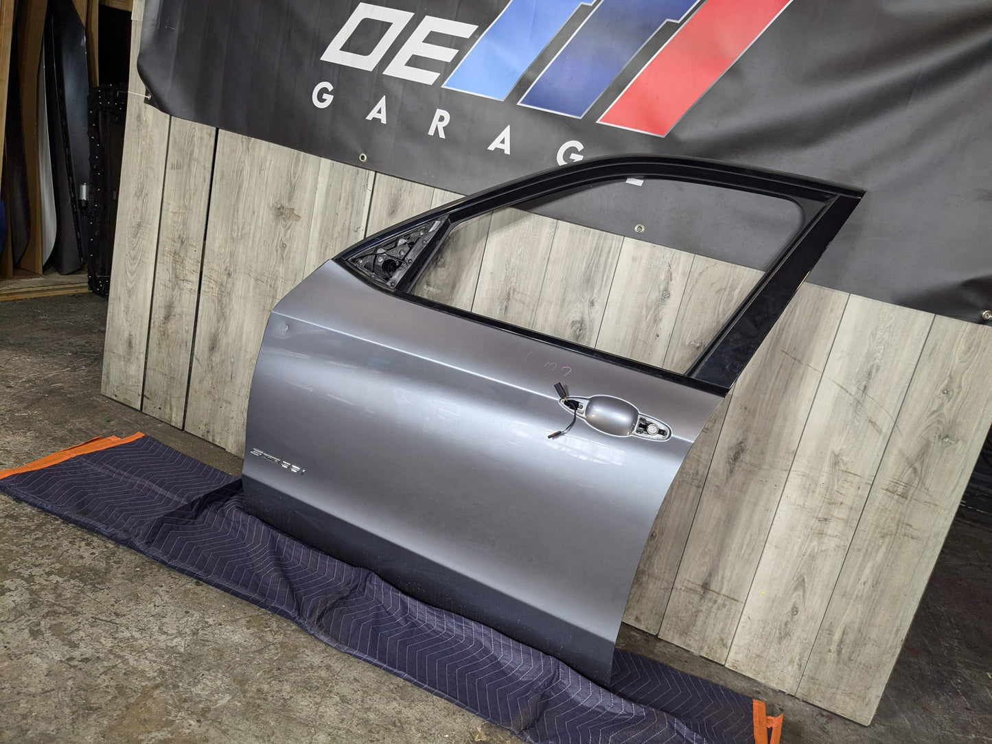 14-18 OEM BMW F15 X5 F85 X5M Front Left Driver Door Shell Panel Gray A52