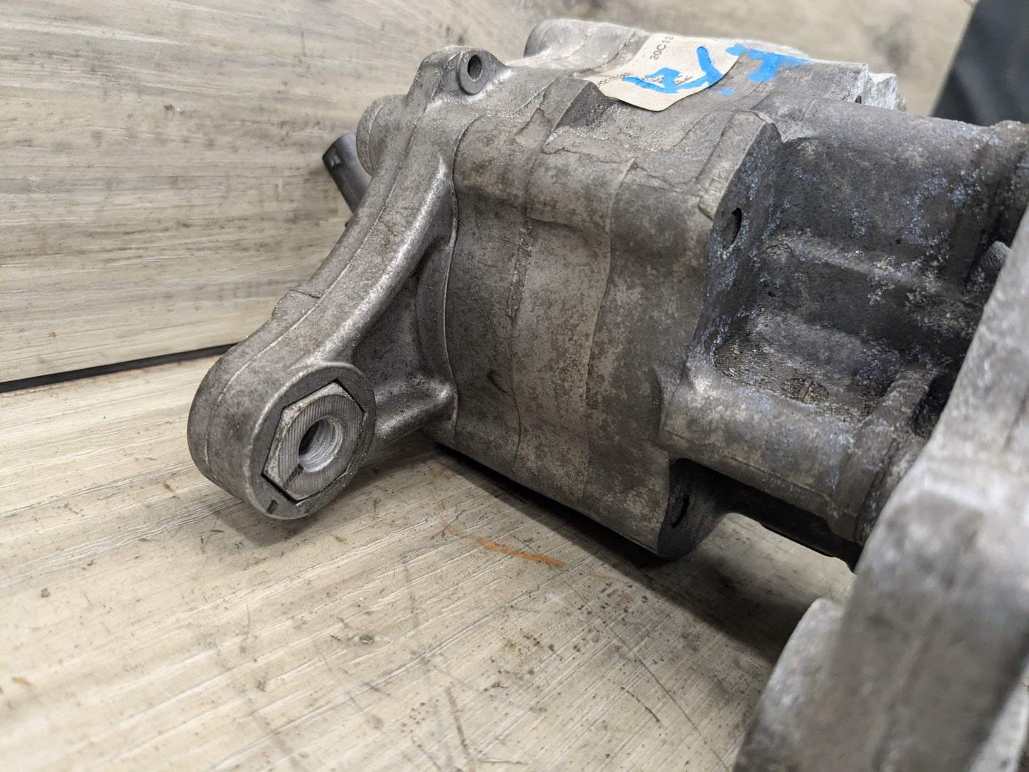 OEM BMW F01 F02 F10 F12 F13 550 650 750 Power Steering Pump Actuator IXETIC N63