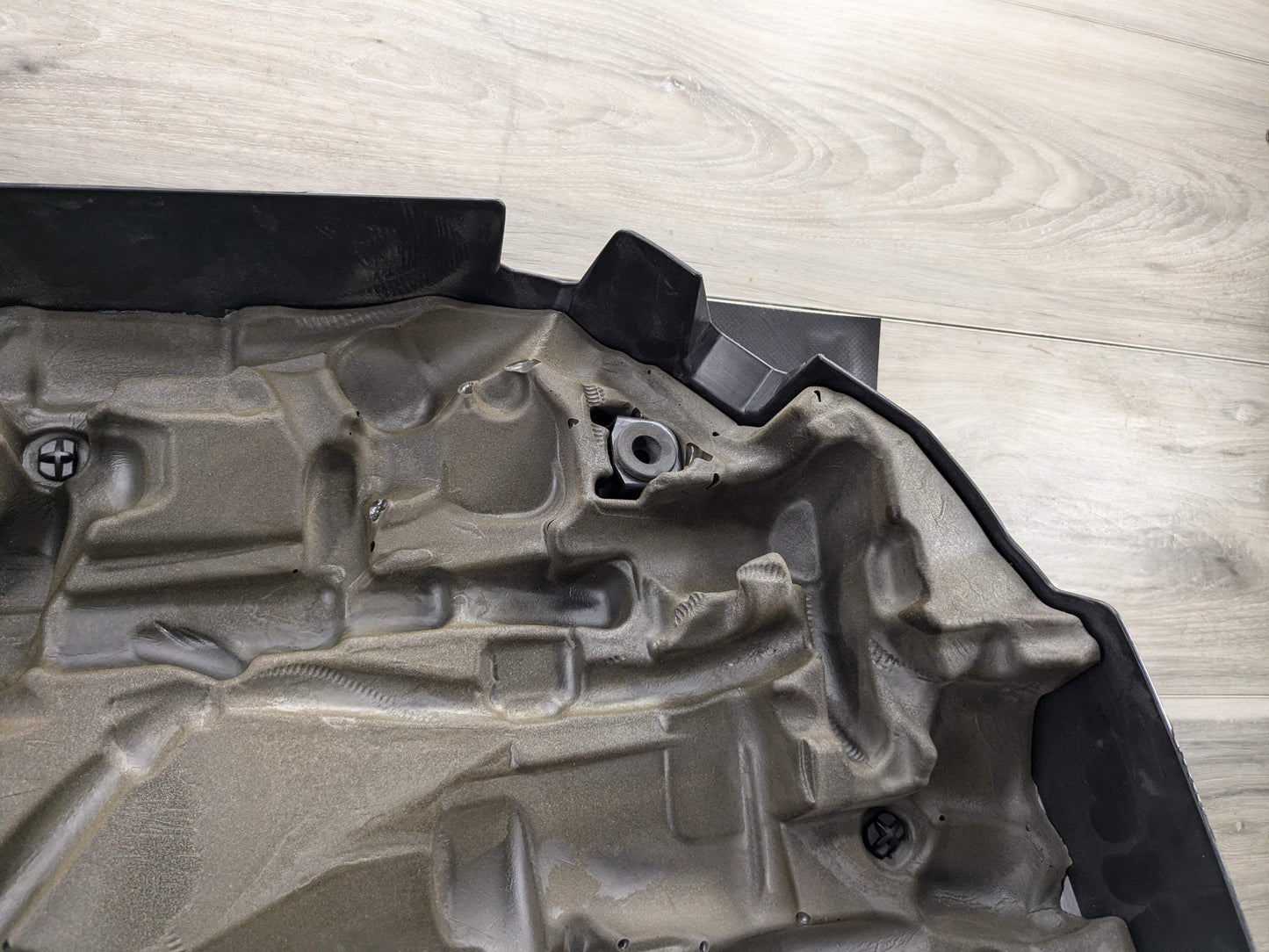OEM BMW G05 G06 G07 G12 G30 X5 X6 Engine B58C Cover Head Ignition Coil Covering