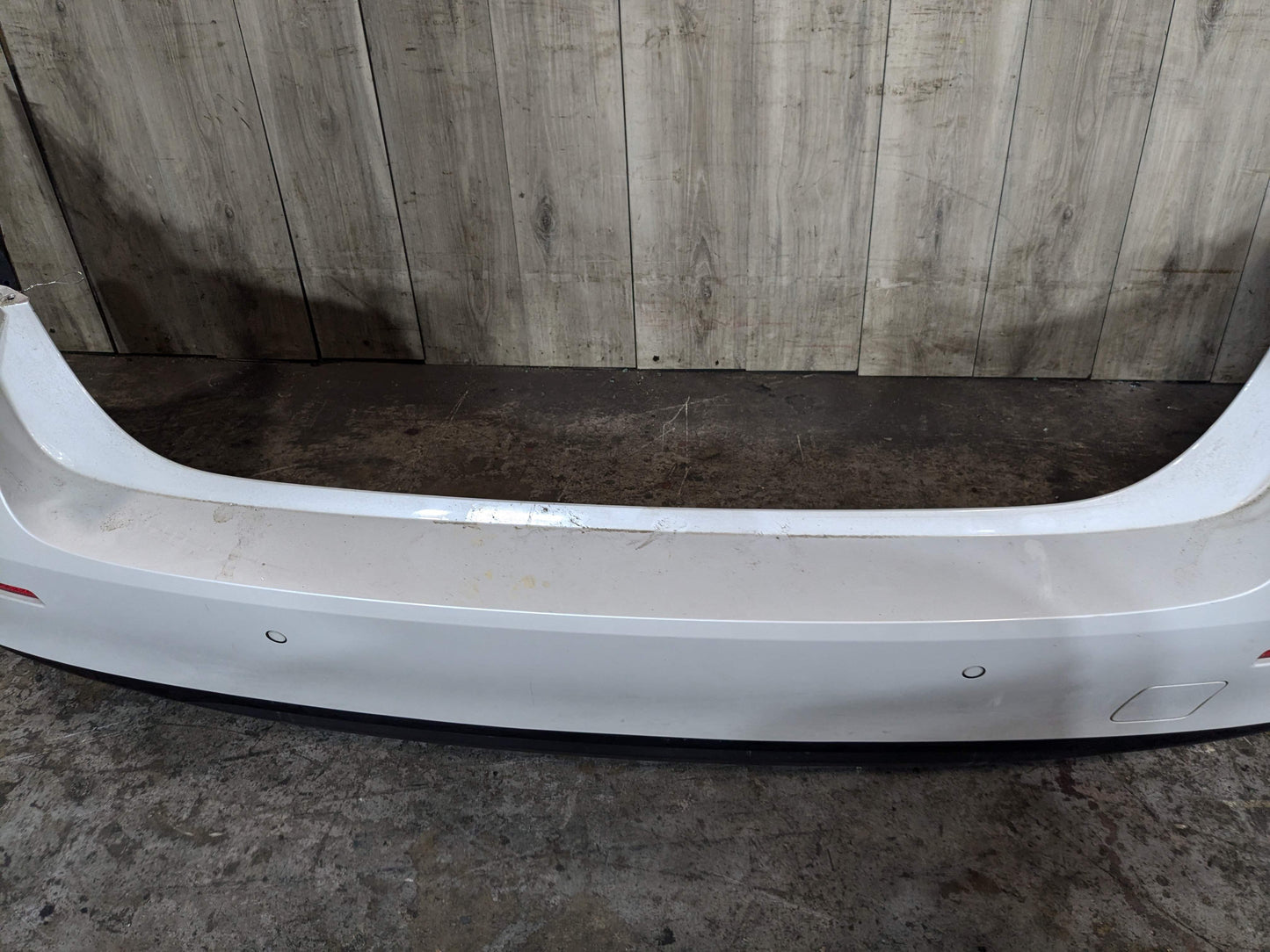 20-23 OEM BMW G30 540 Rear Bumper Cover COMPLETE White A96