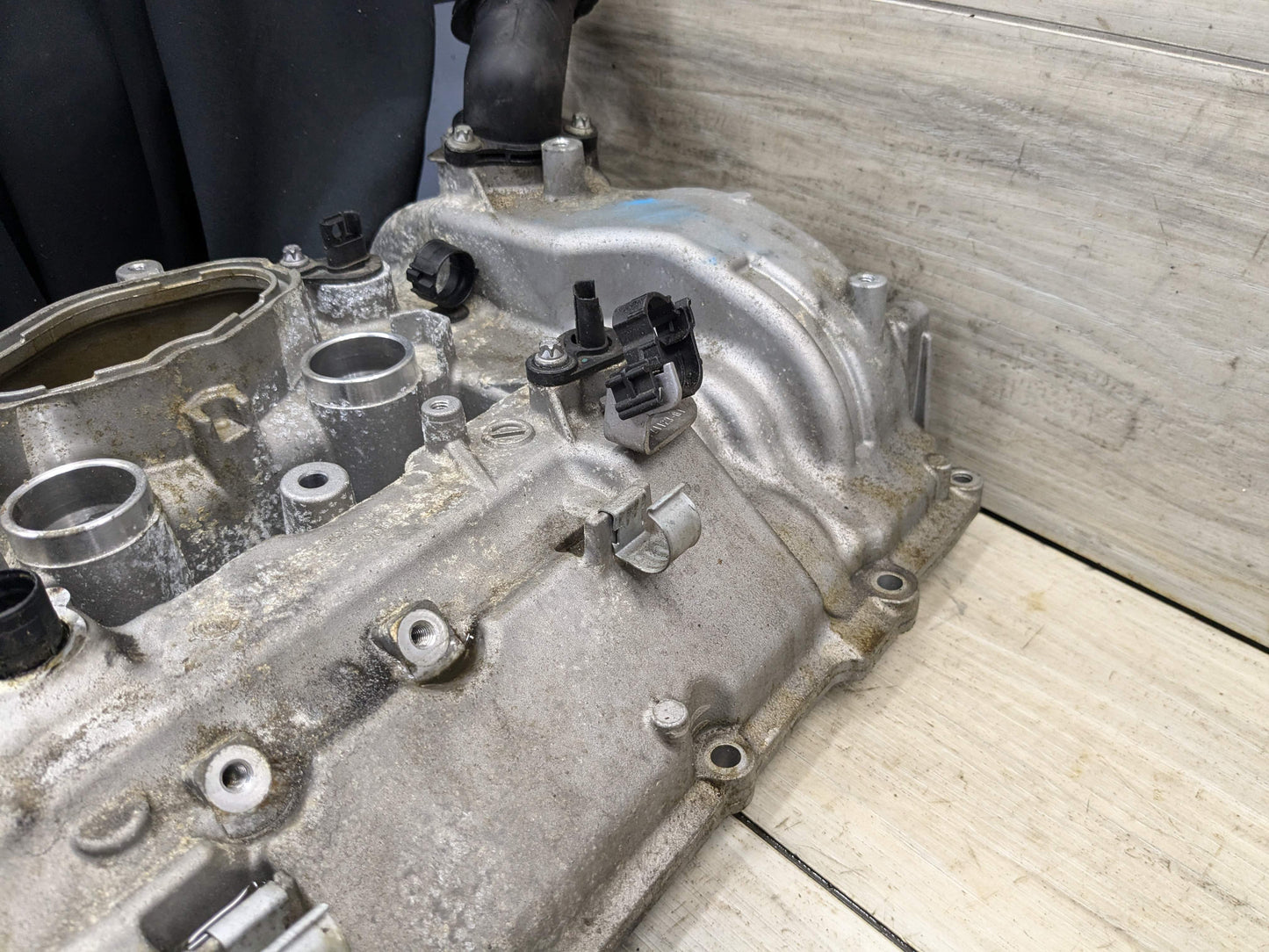 OEM BMW F10 F85 G12 550 750 N63TU S63R Engine Right Passenger Head Valve Cover