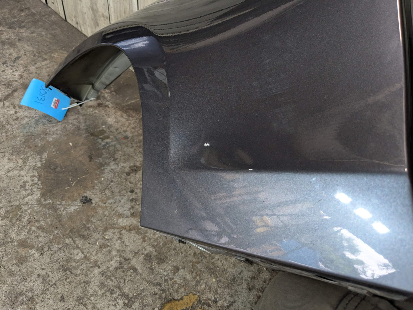 *NOTE* 08-13 OEM BMW E82 E88 128 135 Right Passenger Side Fender Panel Gray B39