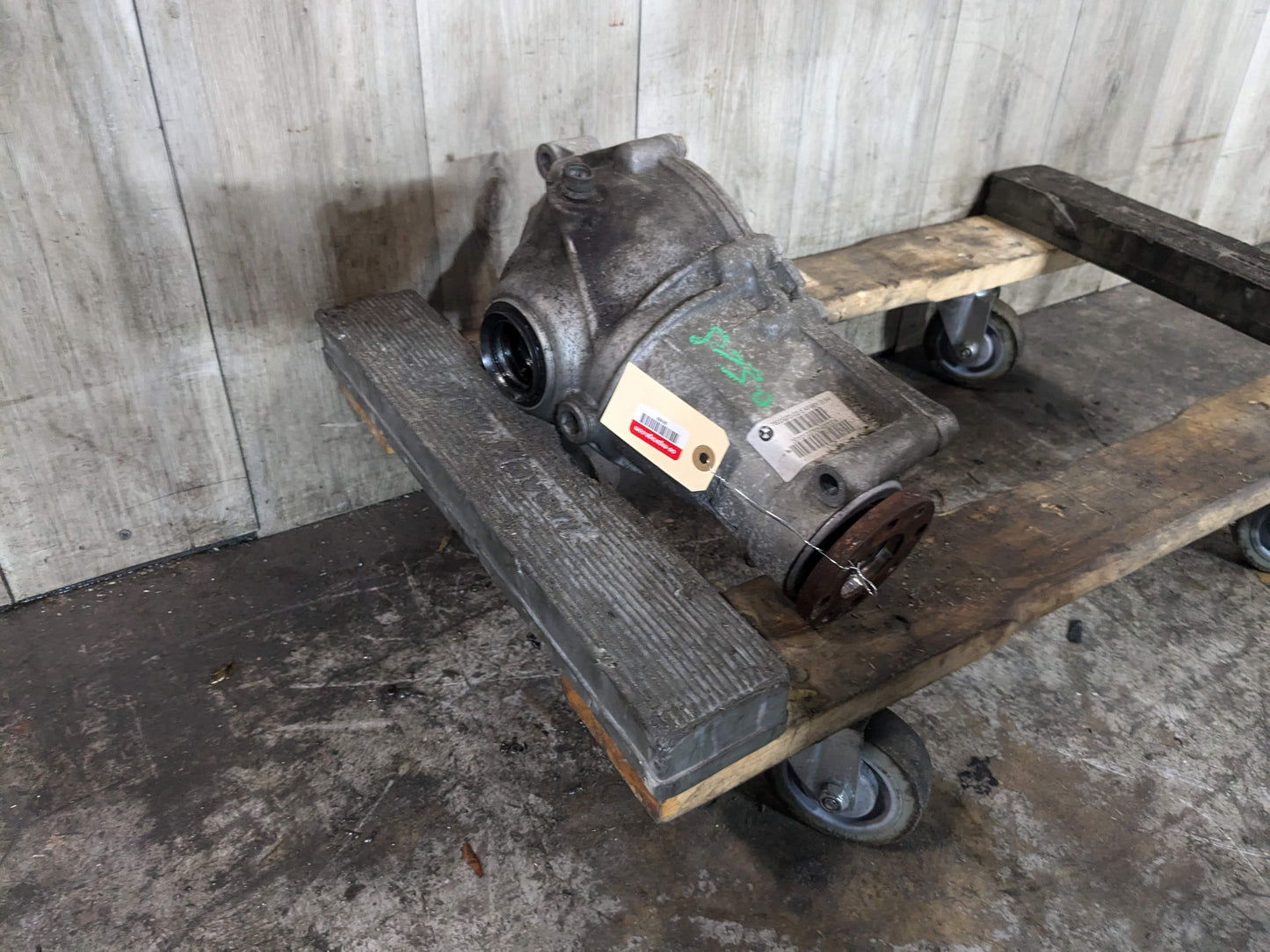 11-13 OEM BMW E70 E72 X5 X6 LCI Front Differential Axle Carrier 3.64 123k DIESEL
