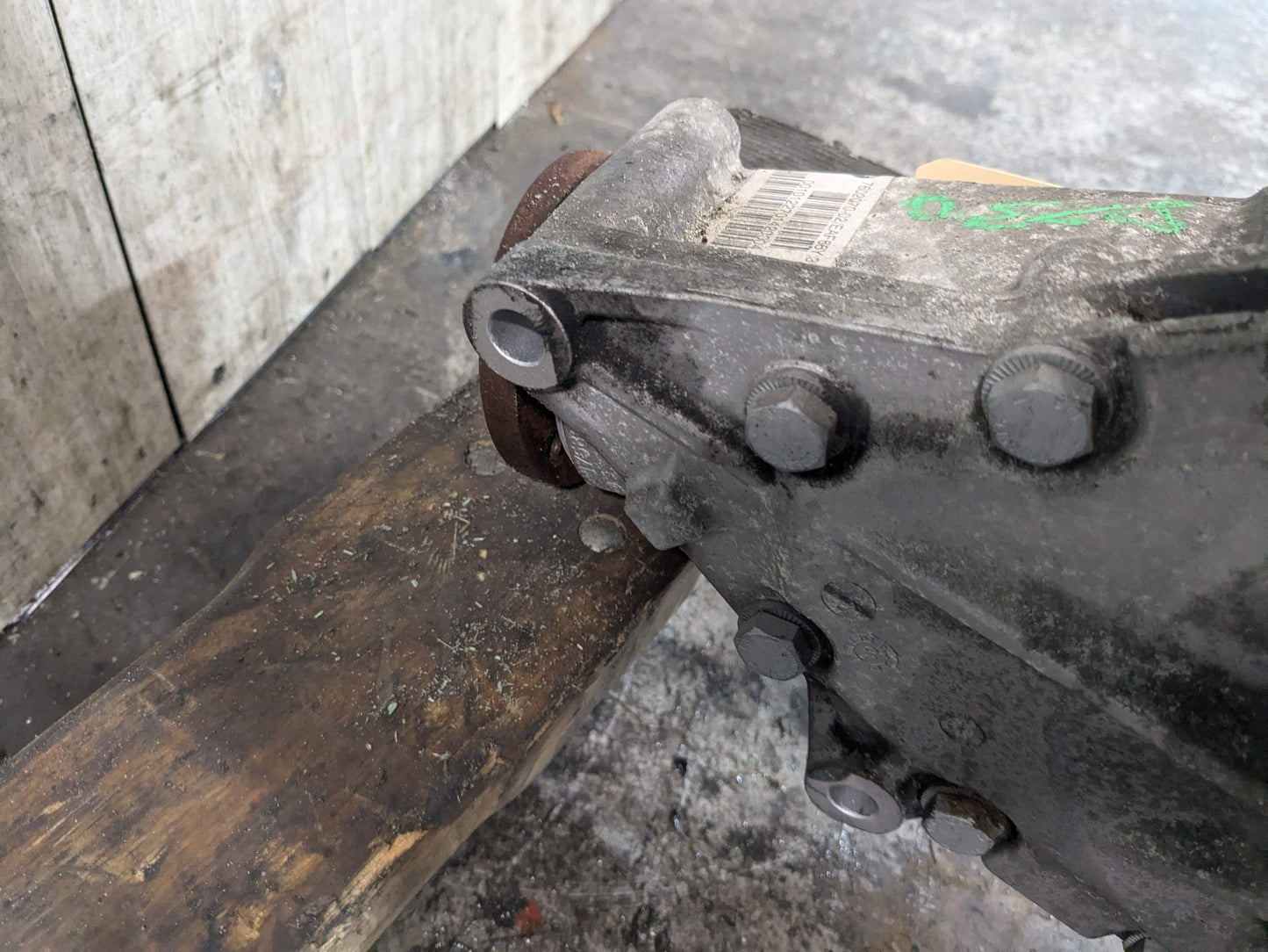 11-13 OEM BMW E70 E72 X5 X6 LCI Front Differential Axle Carrier 3.64 123k DIESEL