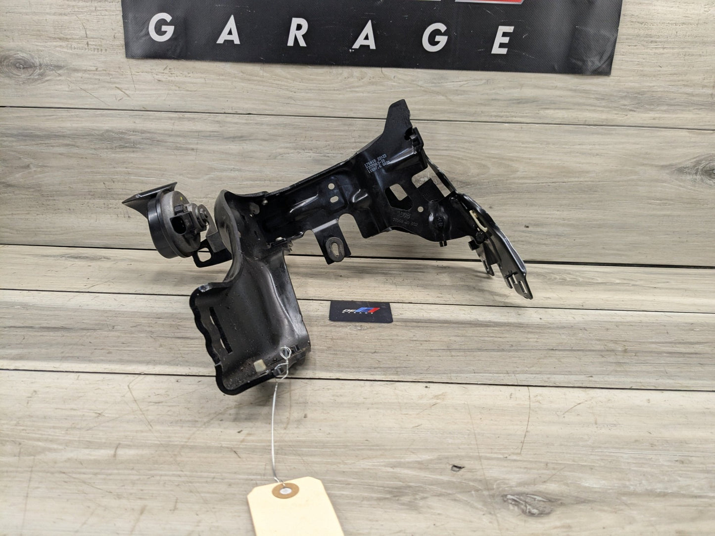 OEM BMW F90 G30 530 540 M550 M5 Left Driver Side Headlight Support Mount Bracket