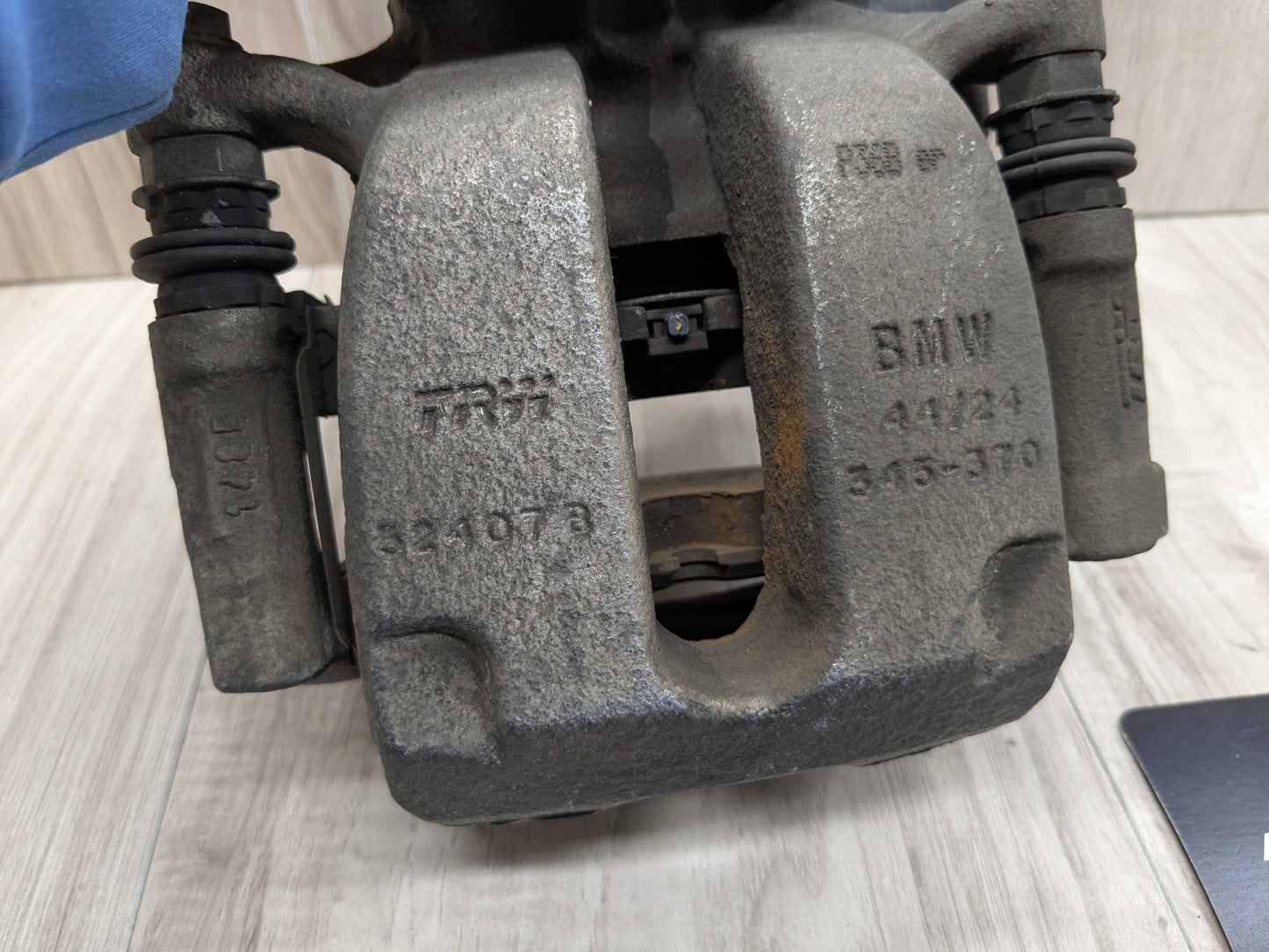 OEM BMW G11 G12 740 750 G14 G15 G16 840 G30 540 Rear Left Driver Brake Caliper