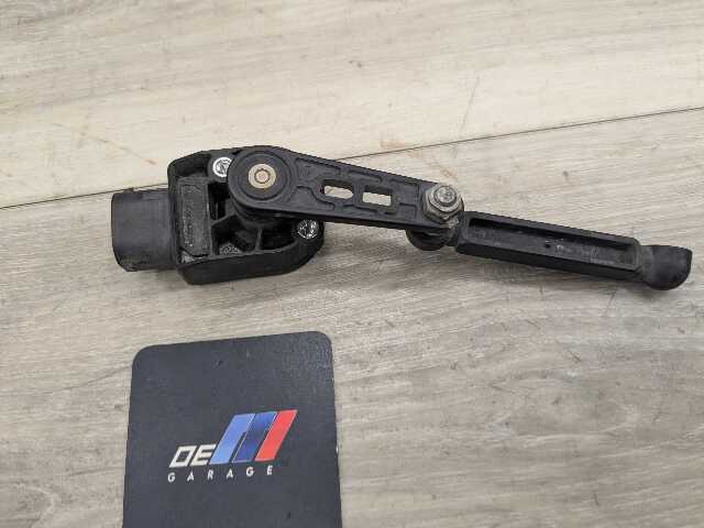 OEM BMW E82 G30 G12 F90 M5 Rear Suspension Headlight Level Left Sensor