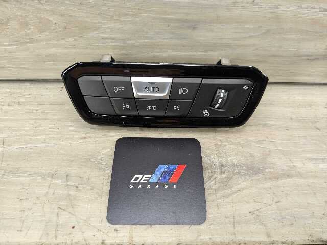 OEM BMW G20 G22 G23 G26 G42 G80 G82 M3 M4 Headlight Control Switch Light Module