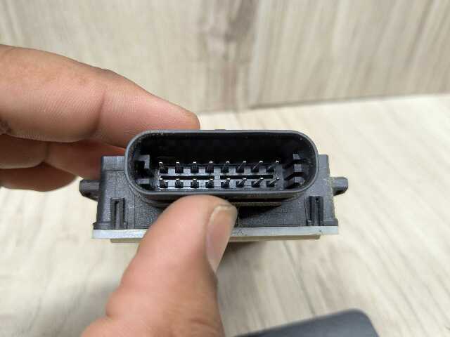 19-24 OEM BMW G11 G30 G01 F90 X3 Blind Spot Lane Departure Radar Sensor Module