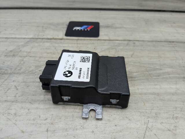 OEM BMW F90 G12 G20 G22 G23 G42 G80 G82 G83 M3 M5 Fuel Pump Control Module Unit