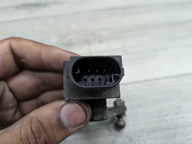 OEM BMW E70 E90 E92 E93 M3 Front Rear Left Right Suspension Height Level Sensor